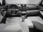 Toyota RAV4 2005 года